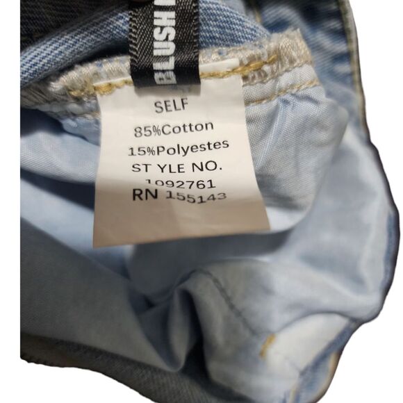 Blush Mark Jeans - Picture 4 of 5